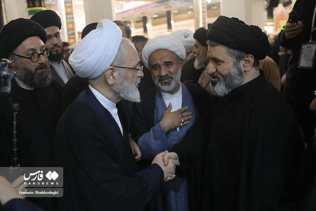 تصاویر: مراسم ترحیم آیت الله شبیری زنجانی در حرم حضرت فاطمه معصومه(س)