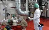 ایتالیا به ایران در سال ۱٣٨٢: گفتگوی سیاسی و همکاری اقتصادی باید با هم مرتبط باشد / پذیرش پروتکل الحاقی ضروری است