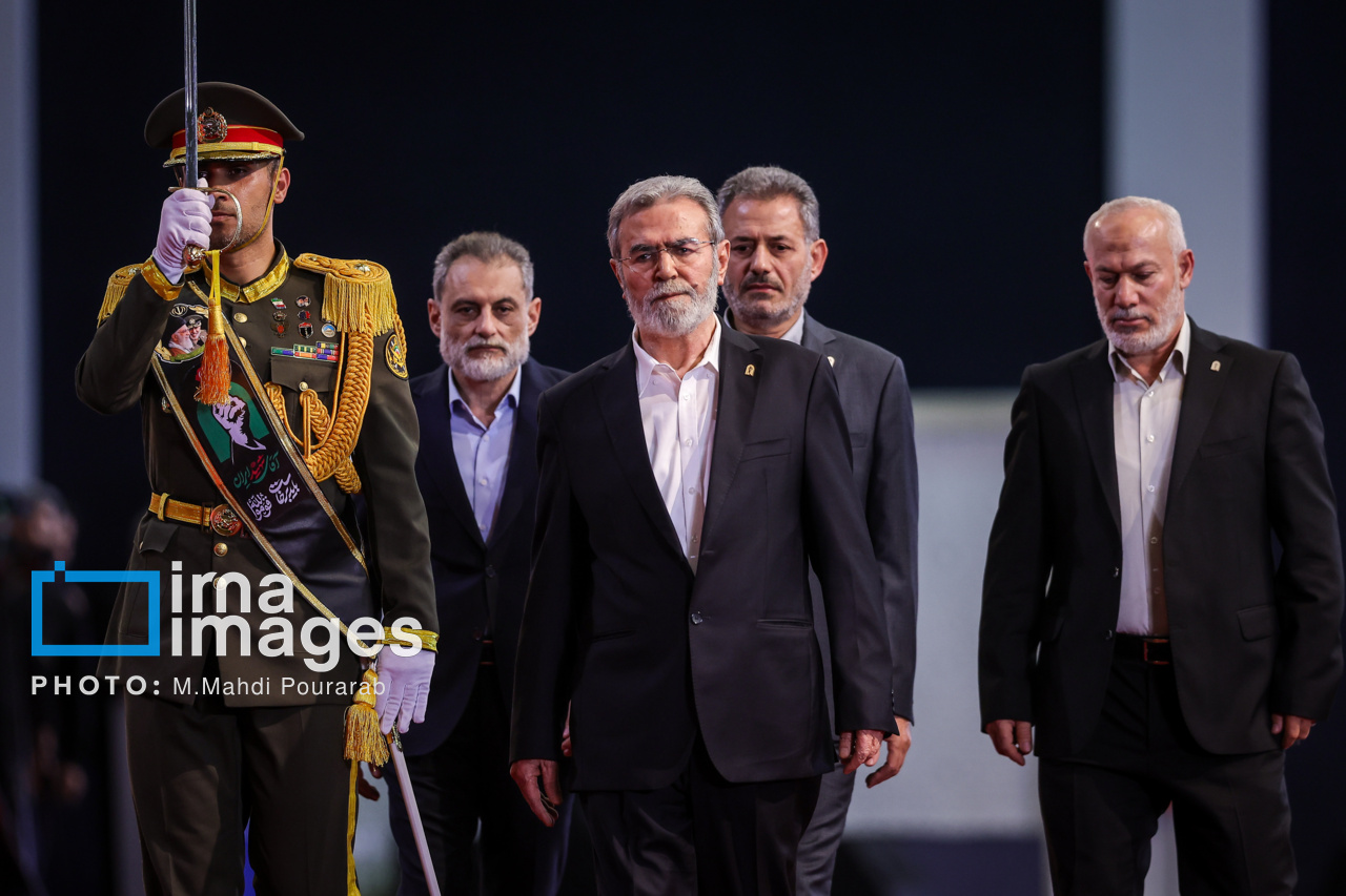 تصاویر: مراسم ادای احترام سران کشورها و مسئولان خارجی به پیکر رهبر شهید انقلاب