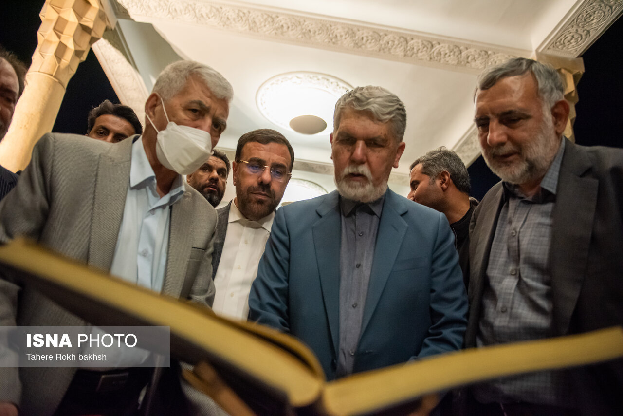 تصاویر: آیین بزرگداشت حافظ با حضور وزیر ارشاد - شیراز