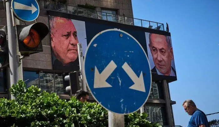 تلگراف: آدام پاینز یک شهروند اسراییلی، ۲۹۰۰ دلار برای پروازی هزینه کرده است که امیدوار است مسیر آینده اسرائیل را تغییر دهد / او مسافتی حدود ۱۲ هزار کیلومتر را طی کرده و به تل‌آویو آمده تا در انتخابات کنست، نتانیاهو را از قدرت کنار بزند