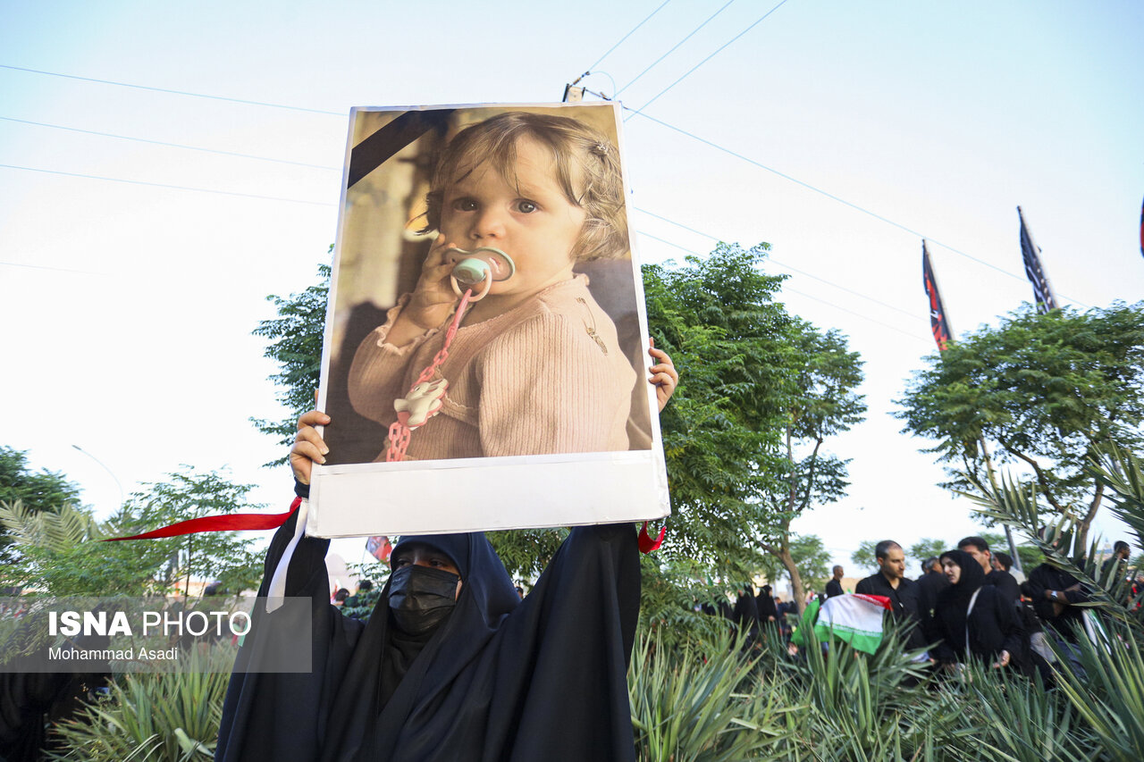 تصاویر: تشییع پیکر مطهر رهبر شهید انقلاب در قم