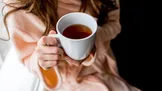 آیا نوشیدن چای و قهوه بسیار داغ خطر ابتلا به سرطان را افزایش می‌دهد؟