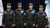 رونمایی از یونیفرم پلیس طالبان؛ این لباس چه تفاوتی با لباس پلیس در حکومت قبل دارد؟