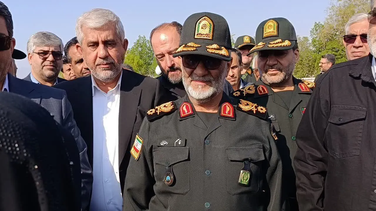 جانشین فرمانده کل انتظامی: گفتمان امروز انتظامی کشور، بر پایه تفکر «مجاهد تکلیف‌ مدار» استوار است و واژه «مأمور معذور» در این سازمان رنگ باخته