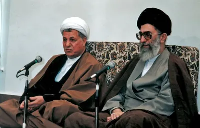 خاطرات آیت الله هاشمی رفسنجانی، ۲۹ آذر ۱۳۷۷: دیدار با رهبری و مذاکره درمورد مسائل مختلف
