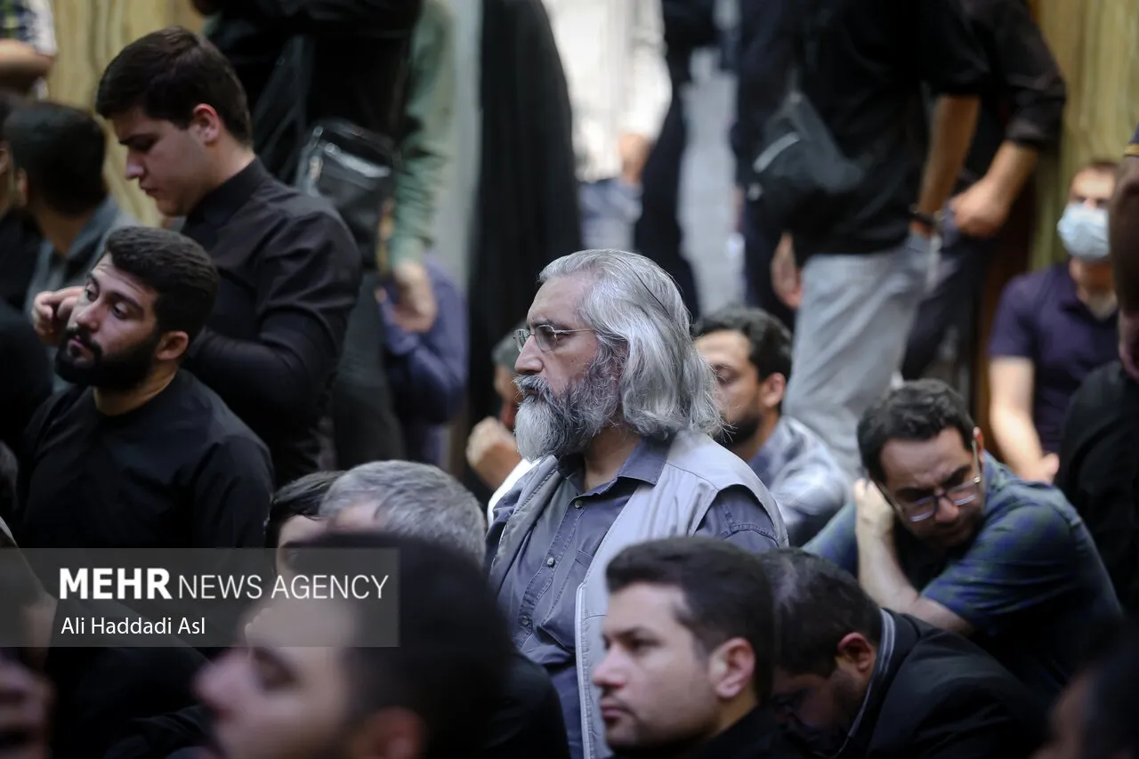 عکس / وحید جلیلی، قائم مقام صداوسیما، در میان اعضای ستاد جلیلی که از آن ها تقدیر شد