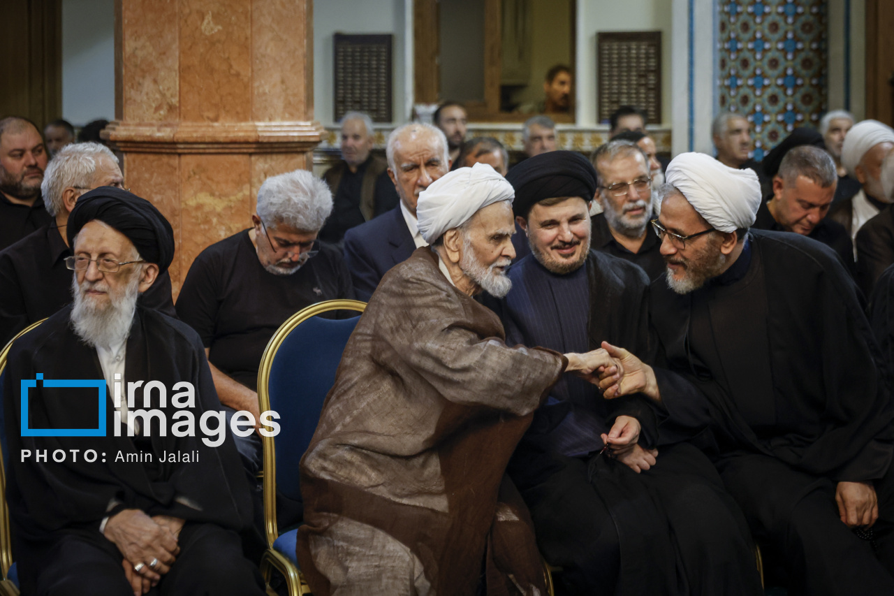 تصاویر: بزرگداشت رهبر شهید انقلاب در حسینیه جماران
