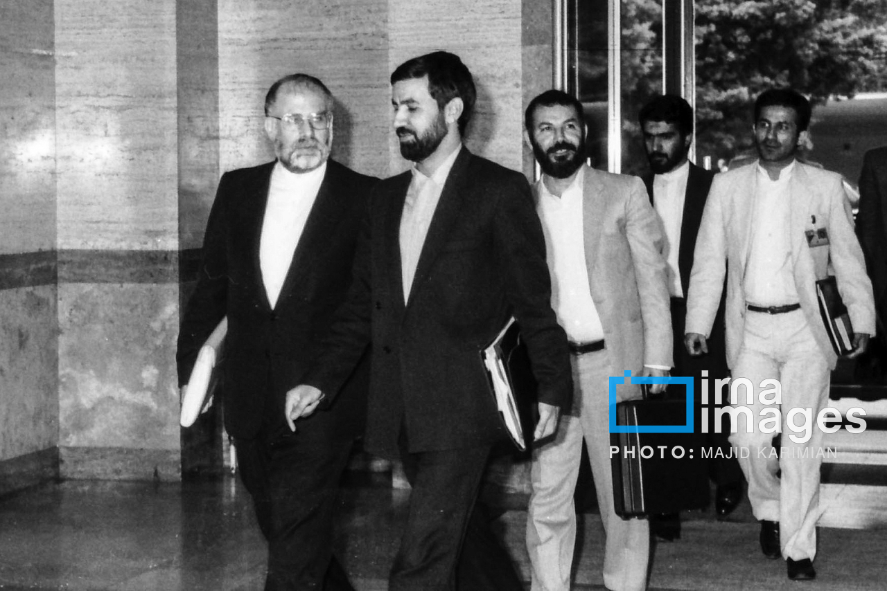 تصاویر: مذاکرات ایران و عراق پس از پذیرش قطعنامه ۵۹۸ - سال ۱۳۶۷