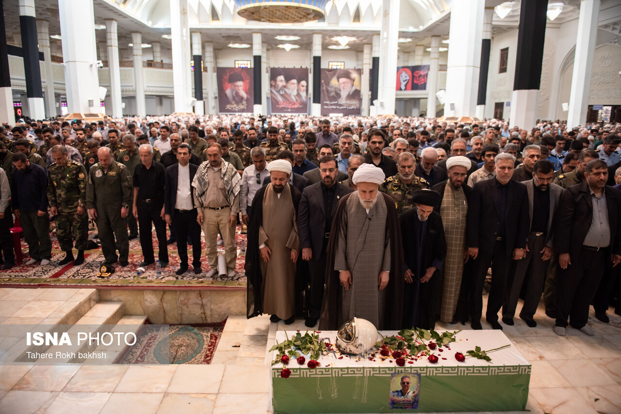 تصاویر: مراسم تشییع پیکر مطهر امیر سرتیپ خلبان مجید کاظمی - شیراز