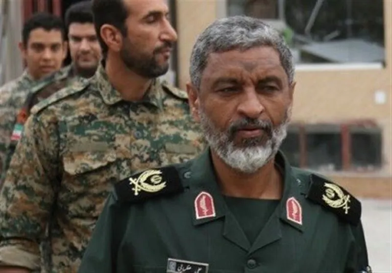 فرمانده نیروی دریایی سپاه: دلاورمردی رزمندگان اسلام در جبهه‌ی جنوب و در دریاها، وامدار استقامت و حضور باصلابت ملت ایران است/ گلوی جهان‌خواران را رها نکرده و اجازه‌ی تکرار و حضور مجدد و ظالمانه‌ی آنان را نخواهیم داد