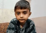 ببینید/ اولین تصویر از لحظه تدفین پیکر شهید ۴ ساله مراسم عروسی سیریک