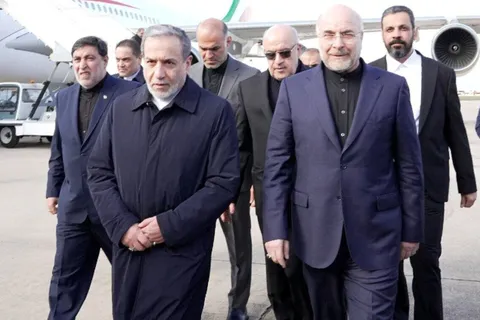 چین می‌تواند نقش ضامن اجرای توافق و پایداری آن را بر عهده بگیرد/ هیچ کدام از طرفین ملزم نخواهد بود که بدون دریافت تعهدات قابل راستی‌آزمایی، امتیازات قابل توجهی را واگذار کند/ ایران می‌تواند ذخایر اورانیوم با غنای بالای خود را به کشور ثالثی که مورد توافق دو طرف باشد، منتقل کند یا سطح غنای آن را کاهش دهد/ اقدامات تهران، با اقدامات مشخص واشنگتن همراه خواهد شد