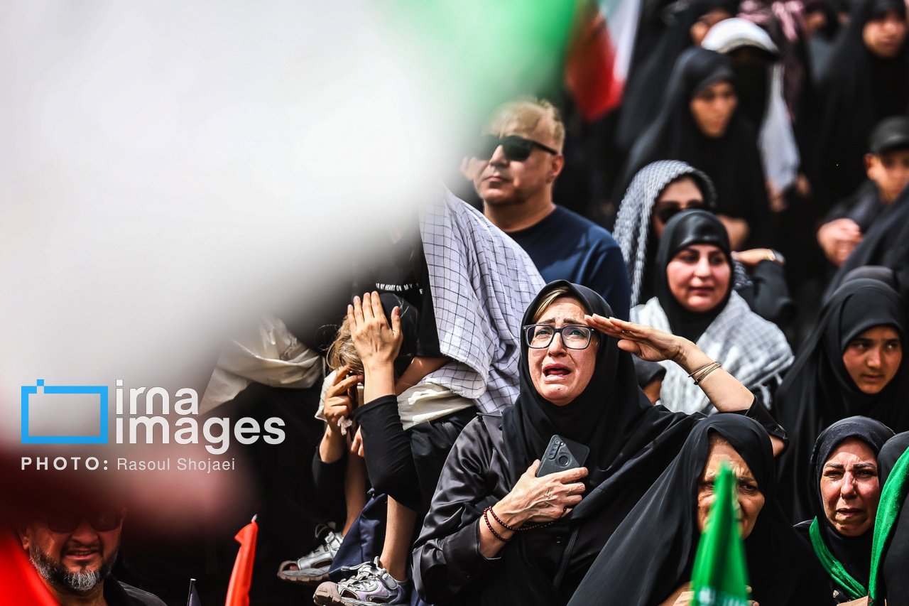 تصاویر: تشییع پیکر مطهر رهبر شهید انقلاب در قم