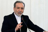 عراقچی: واکنش رئیس‌جمهور آمریکا [به طرح پیشنهادی ایران] را دیدیم ولی هنوز از میانجی‌ها چیزی به ما منتقل نشده / منتظریم نظرات قطعی توسط واسطه‌ها به ما منتقل شود و بر اساس آن تصمیم خواهیم گرفت/ شروط ما مشخص است؛ هرگونه حرکت رو به جلو برای باز شدن تنگه هرمز منوط به محقق شدن این شروط است/ فقط یک راه‌حل مذاکره‌شده می‌تواند آن‌ها را از این بن‌بست خارج کند