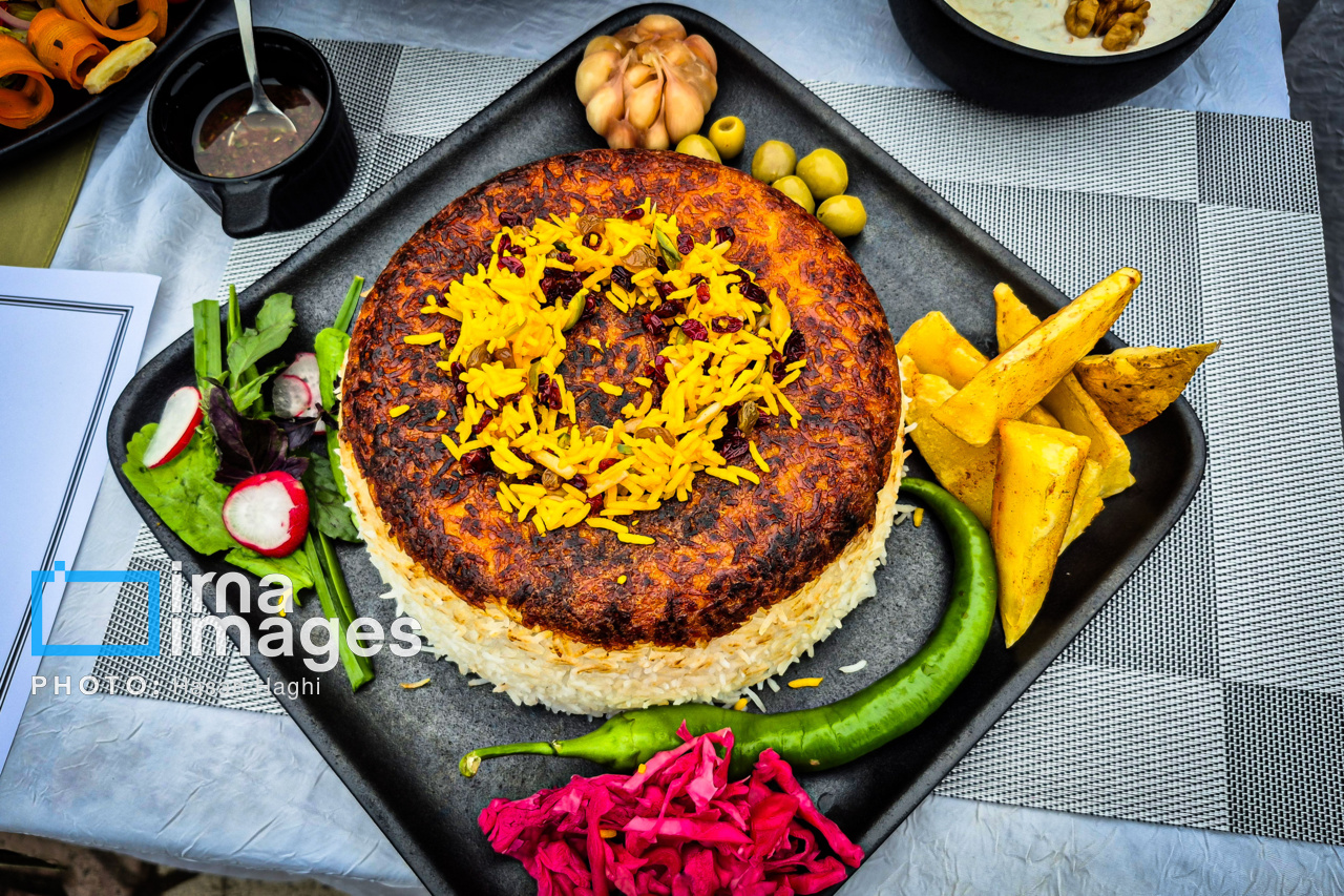 تصاویر: جشنواره غذا‌های سنتی آستارا