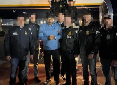 اکسیوس: مادورو در مرکز بازداشت متروپولیتنِ بروکلین نگهداری می‌شود