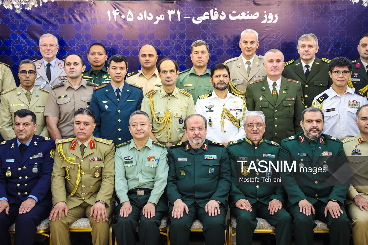 تصاویر: دیدار مقامات وزارت دفاع با وابستگان نظامی مقیم تهران