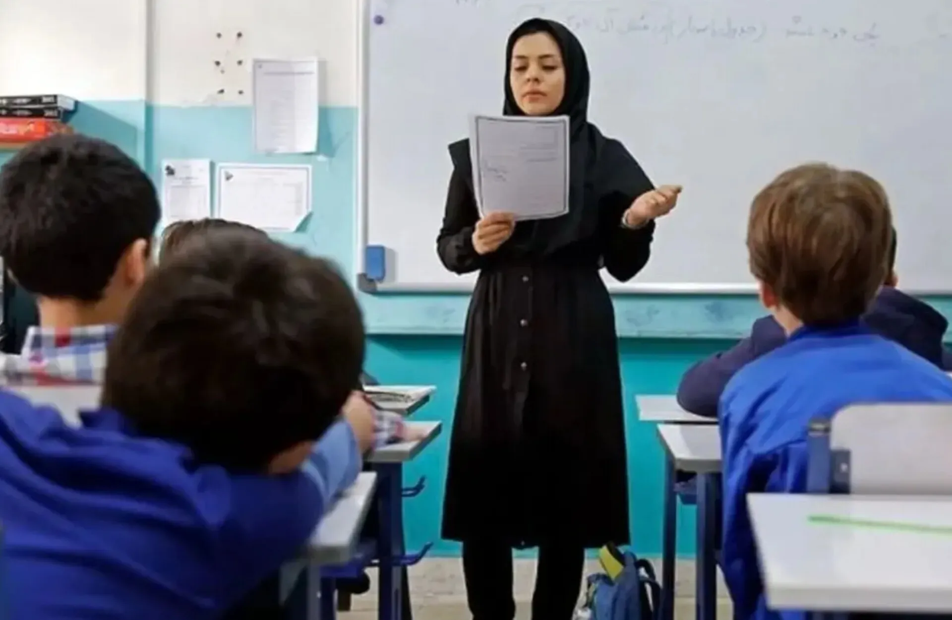 آموزش و پرورش: میانگین دریافتی معلمان شاغل، ۲۹ میلیون و ۱۰۰ هزار تومان است