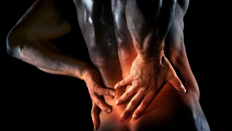 یک روش قدیمی و ساده ممکن است واقعاً به کاهش کمردرد کمک کند
