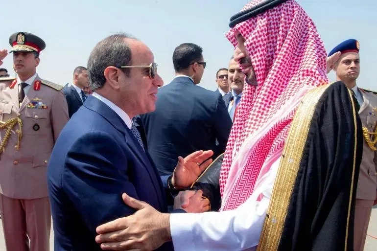 اکسیوس به نقل از یک مقام مصری: هرگونه کمک نظامی احتمالی مصر به عربستان، صرفاً جنبه دفاعی خواهد داشت و شامل هیچ‌گونه اقدام نظامی تهاجمی در یمن نخواهد شد