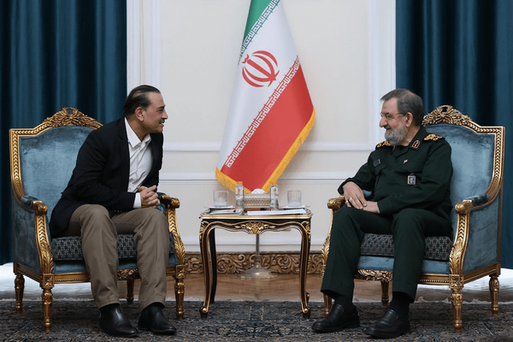 ادعای وال‌استریت ژورنال: نامه ونس به محسن رضایی / الجزیره: یک پیشنهاد آمریکایی مطرح است که می‌خواهد ۷ شرط ایران را با مطالبات هسته‌ای آمریکا ادغام کند و توافق نیز به‌صورت مرحله‌ای انجام شود