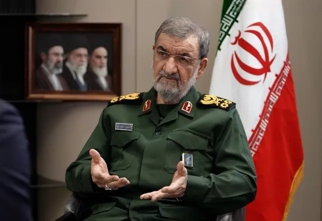 دبیر شورای‌عالی امنیت ملی: تفاهم کریدور جدید تنگۀ هرمز که ورود و خروج آن با مدیریت ایران است در روز‌های آینده امضا می‌شود