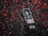 ببینید/ نمایی هوایی از جمعیت حاضر در میدان آزادی در تشییع رهبر شهید