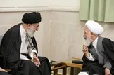 ببینید/ قرائت فاتحه توسط آیت‌الله جوادی آملی بر پیکر رهبر شهید