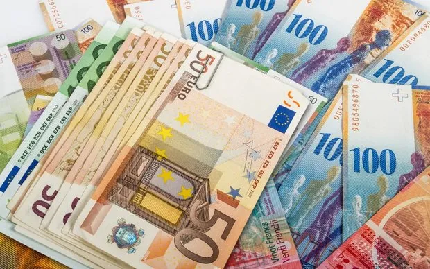 قیمت یورو، امروز یکشنبه ۲۶ مهر ۱۴۰۵