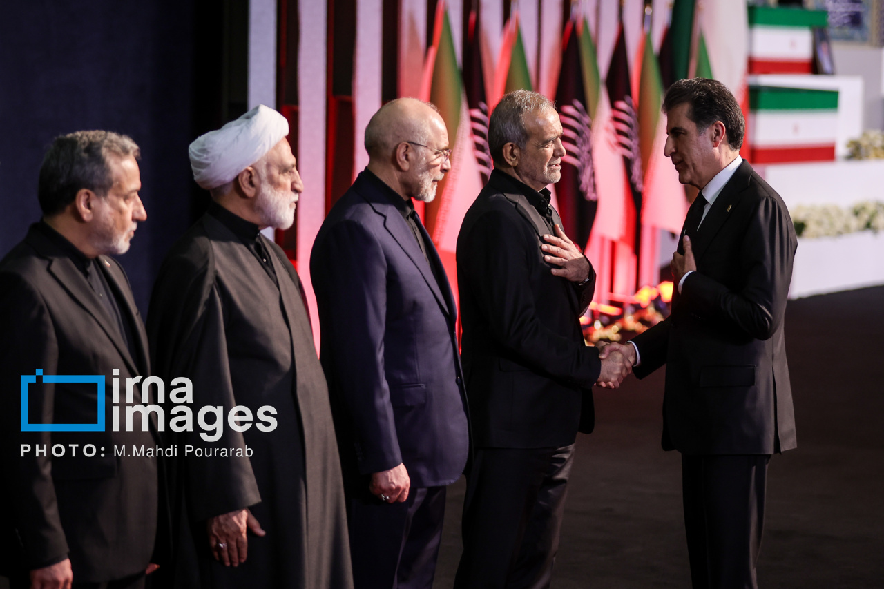 تصاویر: مراسم ادای احترام سران کشورها و مسئولان خارجی به پیکر رهبر شهید انقلاب