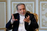واکنش عراقچی به ادعای ترامپ: تنگه هرمز در آب‌های بین‌المللی قرار ندارد؛ هزاران مایل از سواحل ایالات متحده فاصله دارد /نیروهای خارجی که در نزدیکی قلمرو ما قرار دارند، همواره در معرض خطر هستند؛ چه به‌سبب خطاهای انسانی خود، چه حوادث ساده، و چه احتمال گرفتار شدن در تبادل آتش / ایران زبان دیپلماسی را ترجیح می‌دهد؛ با این حال، ما به زبان‌های دیگر نیز سخن گفتن را به‌خوبی می‌دانیم