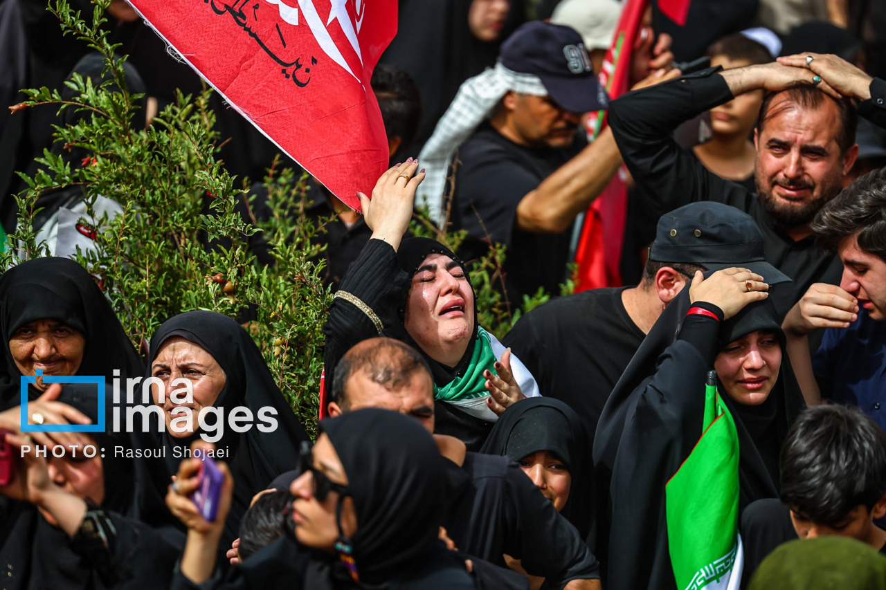 تصاویر: تشییع پیکر مطهر رهبر شهید انقلاب در قم