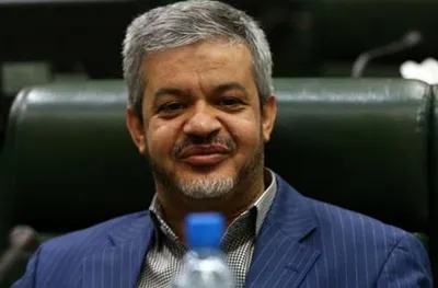 رحیمی، نماینده تهران: تحریم شرکت اپل، به شوخی بهارستانی شبیه تر است تا قانونگذاری در مجلس