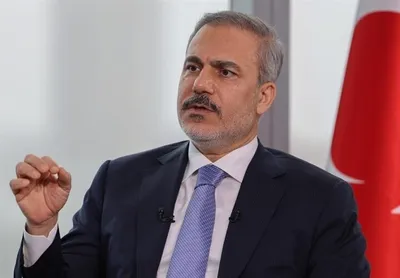 وزیر خارجه ترکیه درباره تهدید ادعایی واشنگتن برای اقدام نظامی علیه ایران: به دوستان آمریکایی خود توصیه می‌کنم این کار را نکنید؛ اوضاع را مانند ونزوئلا نکنید / ایران برای مذاکره آماده است اما باید راه مناسبی برای مذاکرات ایجاد شود / آنها اگر احساس کنند در تنگنا هستند به بدترین سناریوها روی خواهند آورد