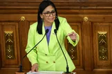 رئیس‌جمهور موقت ونزوئلا: در حال بررسی سفر به آمریکا پس از برقراری همکاری و پیشرفت در همه امور هستیم/ مادورو بی‌گناه و رئیس‌جمهوری قانونی است/ چرا ماچادو خواستار مداخله نظامی شد؟ چرا از ربایش مادورو تجلیل کرد؟